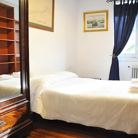 Apartamento Concha Апартаменты *